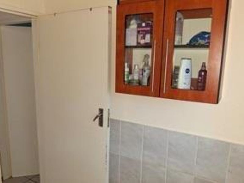 Charming 3 Bed Home in Heatherview Lifestyle - Photo 10