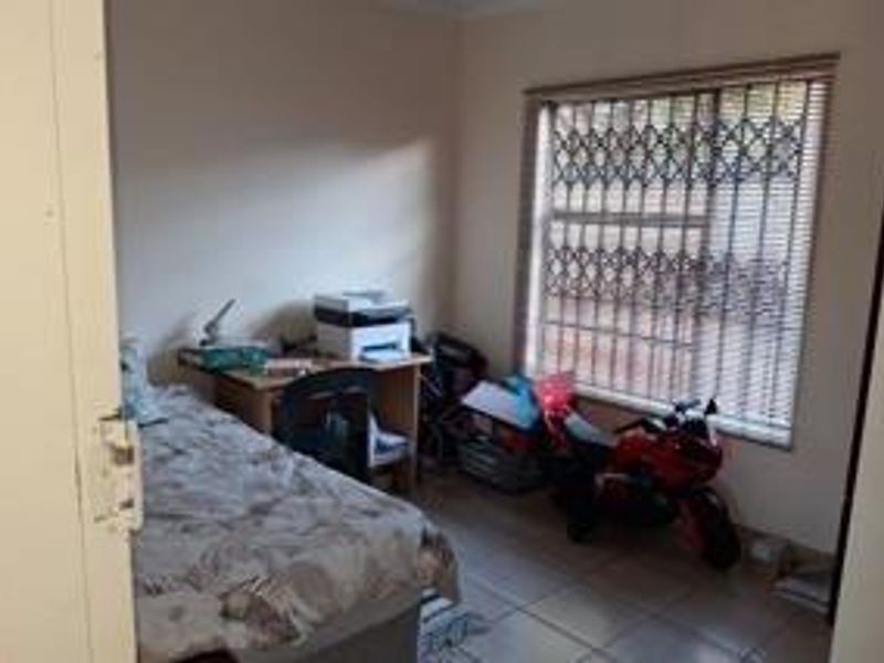 Charming 3 Bed Home in Heatherview Lifestyle - Photo 6