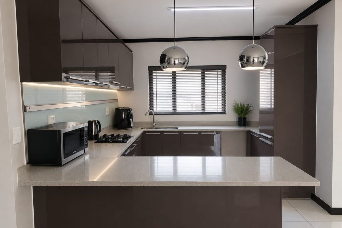 Upmarket Three-Bedroom Apartment in Carlswald - Photo 5