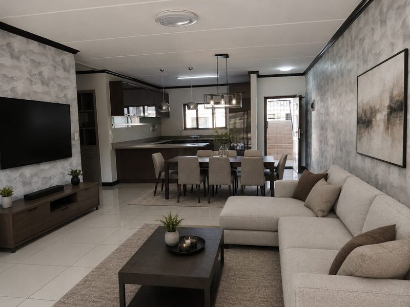 Upmarket Three-Bedroom Apartment in Carlswald - Photo 9