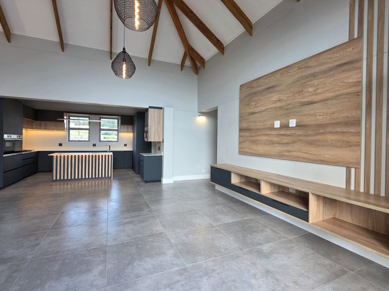 A GOLFER'S DREAM | LUXURY 4 BEDROOM HOME IN KINGSWOOD GOLF ESTATE - Photo 6