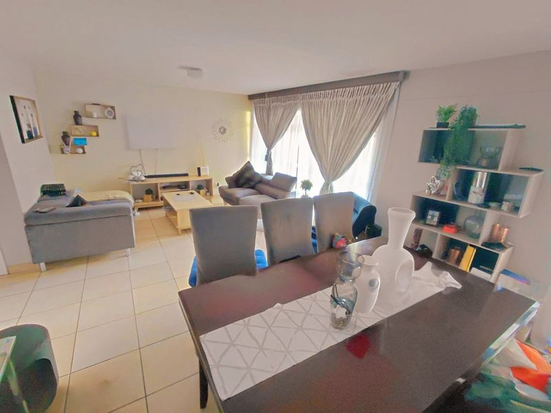 Spacious 3-Bedroom Family Home in a Well-Located Area Close to All Amenities - Photo 6