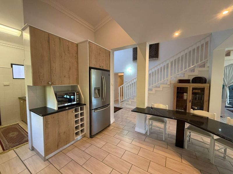 For Sale in Zimabli, furnished 3 bedroom family home with pool. - Photo 9