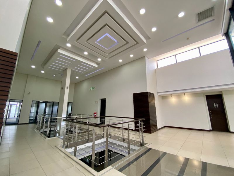 P-Grade Office Available In Lynnwood - Photo 7