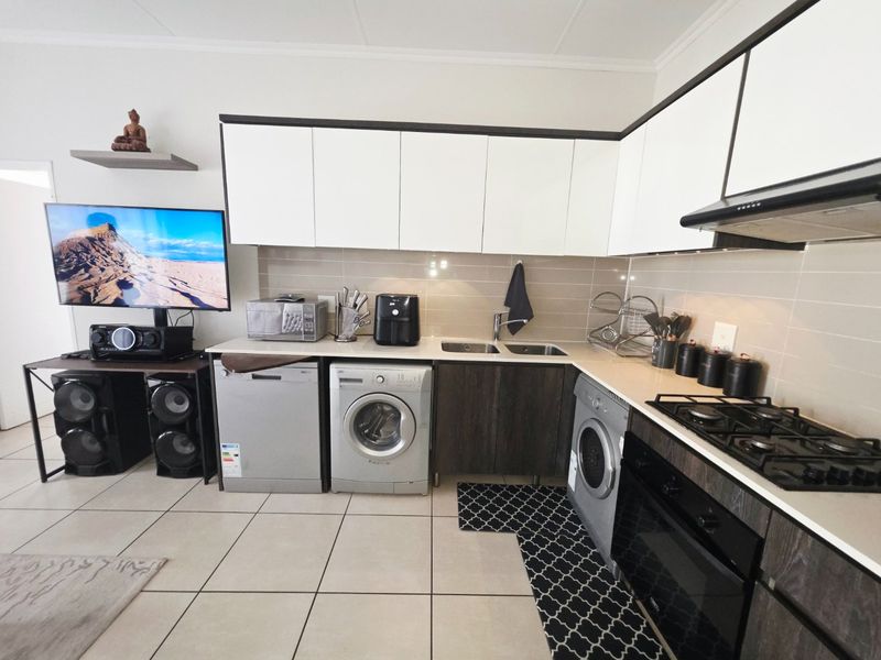 Stylish 1 Bedroom Apartment in The Sandown, Bloubergstrand - Photo 4