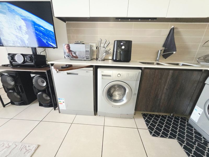 Stylish 1 Bedroom Apartment in The Sandown, Bloubergstrand - Photo 5