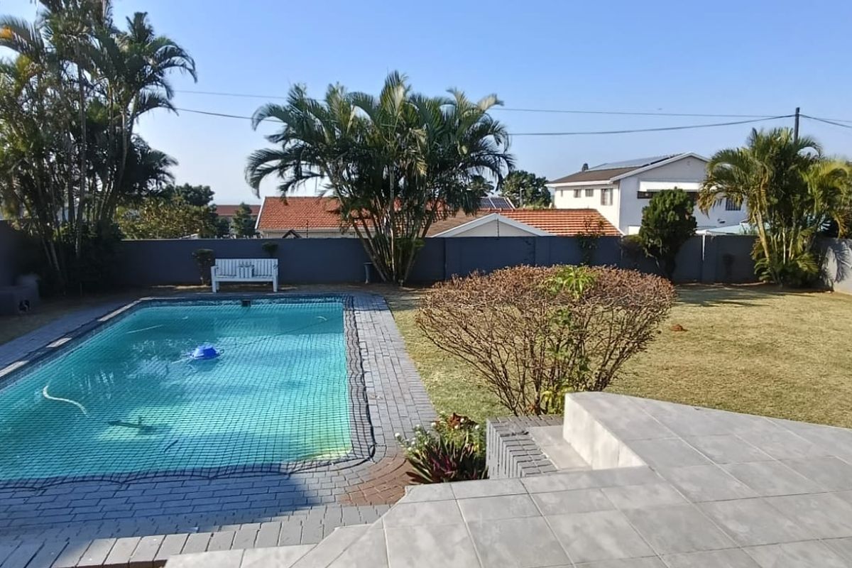 To let in La Lucia, 3 bedroom pet friendly house with pool and flatlet. - Photo 3