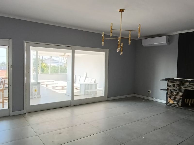 To let in La Lucia, 3 bedroom pet friendly house with pool and flatlet. - Photo 8
