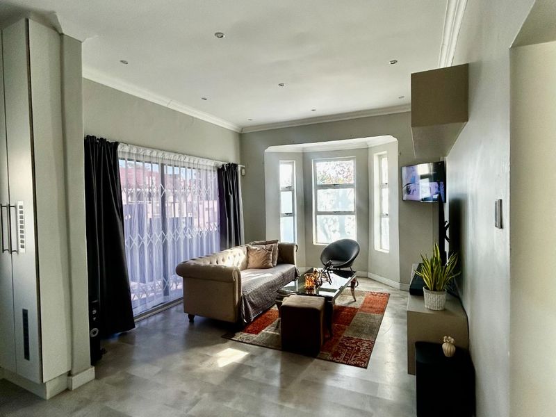 Curated Home With Space To Grow, Relax &  Make Memories - Photo 9