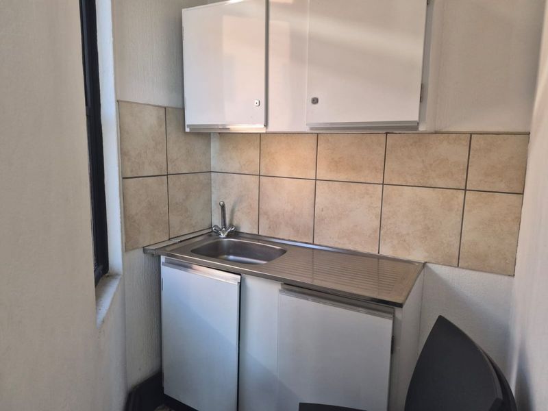 Prime Studio Space Available in Rivonia CBD - Photo 8