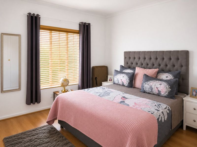 Modern Townhouse in Illiondale with Loft Ensuite - Photo 9