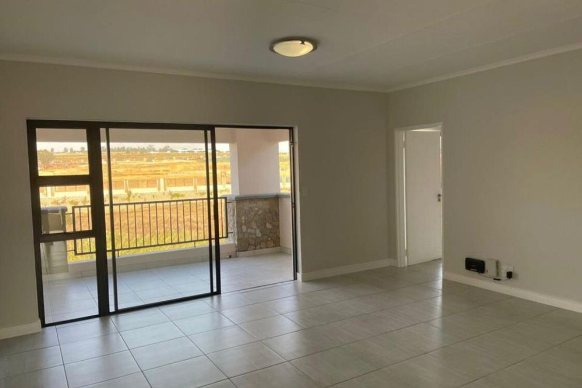 Modern 1-Bed Top Floor Apartment at Kikuyu Lifestyle Estate – Perfect for Singles or Couple - Photo 3