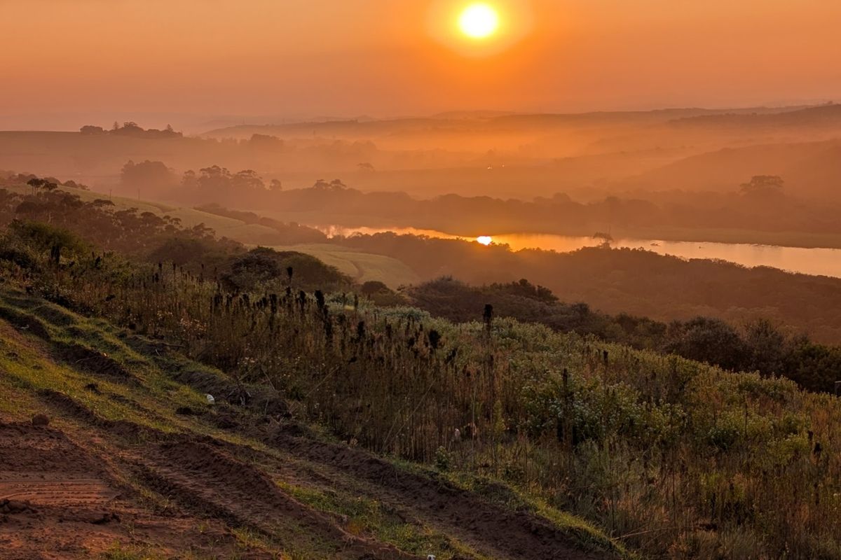 Solara, Salta - Sibaya - Exclusive PUD site (Planned Unit Development) opportunity in this extremely sought after Estate - Magical outlooks, from sunrises to sunsets, sea, river and rolling hill views bordering a beautiful forest belt - Photo 3