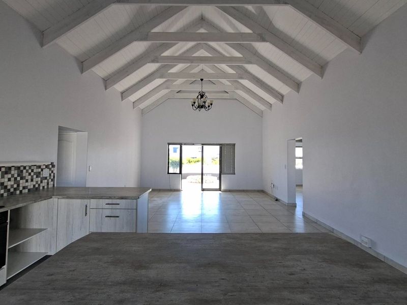 3 Bedroom House For Sale Britannia Reef - St Helena Bay - Photo 3