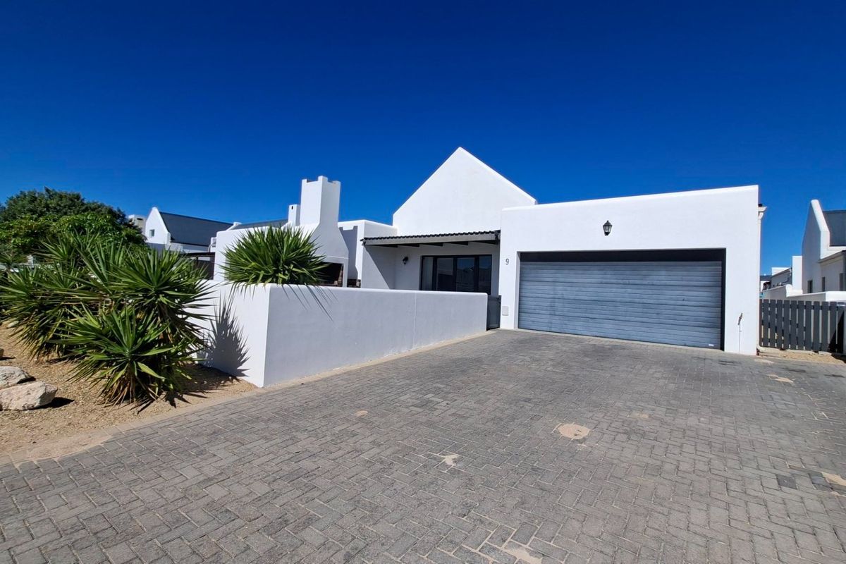3 Bedroom House For Sale Britannia Reef - St Helena Bay - Photo 2