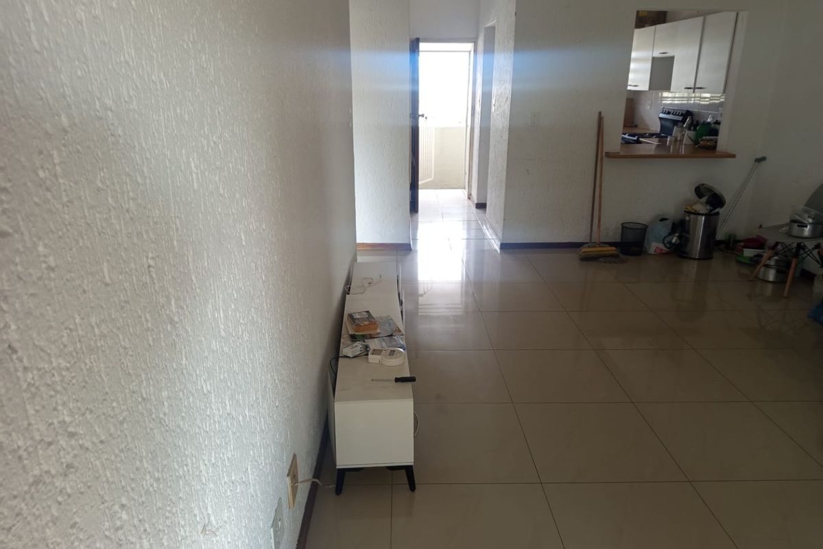 2 Bedroom 1 Bathroom apartment to Rent. - Photo 2