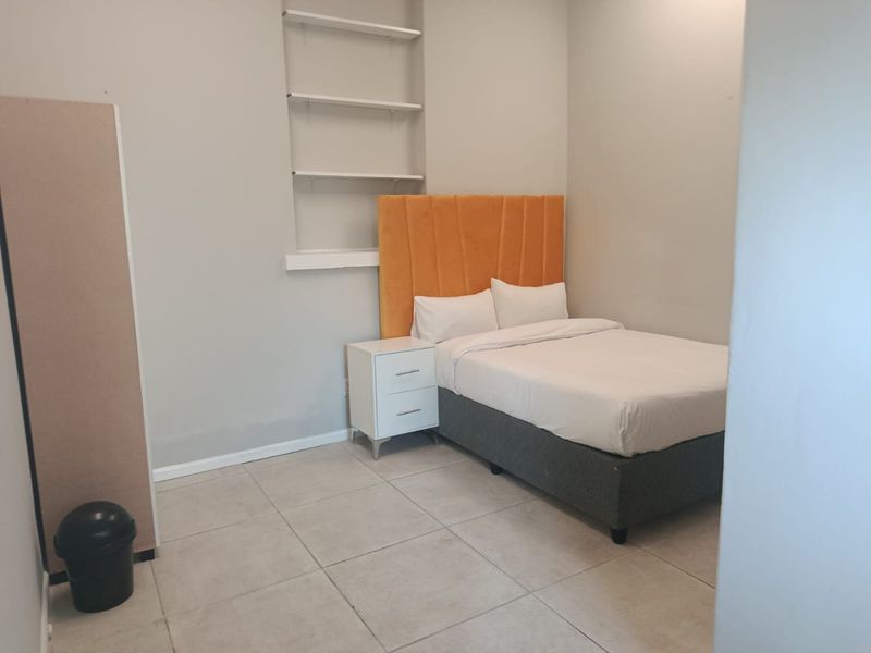 Turnkey BnB In Richmond Hill For Rent - Photo 4
