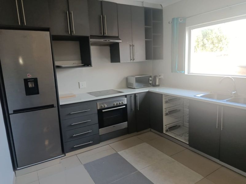 Turnkey BnB In Richmond Hill For Rent - Photo 10