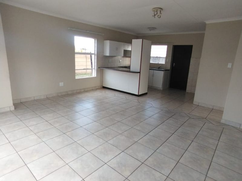 Open Plan Family Home in Brits Central - Photo 7