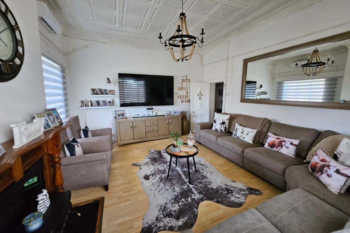 4 Bedroom house in Villiers Freestate  - Photo 5