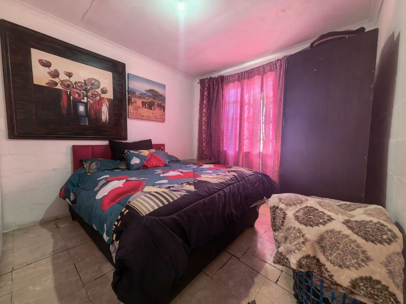 Three Bedroom Home For Sale in Seawinds - Photo 5