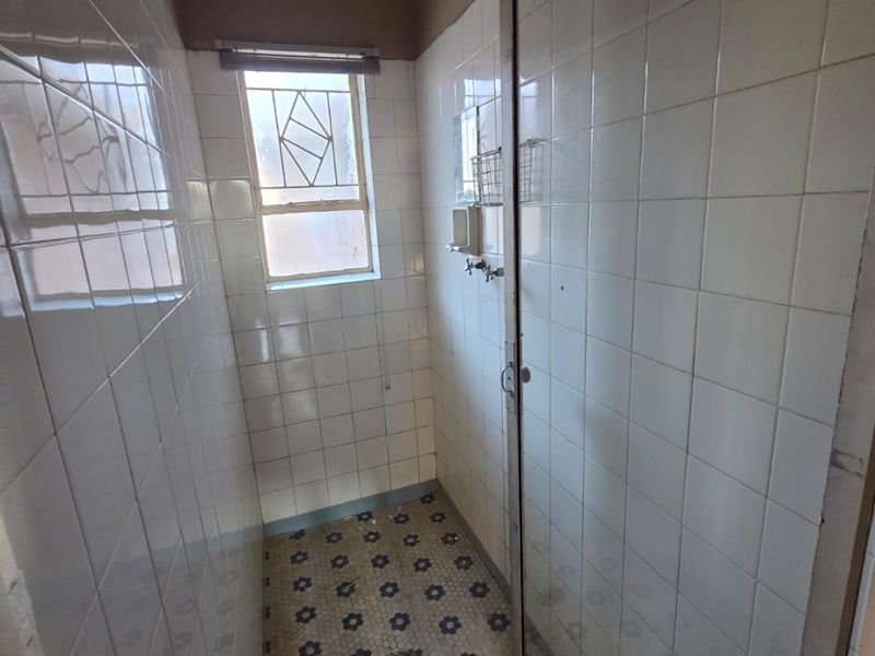 Spacious Family Home to Rent – Stilfontein Ext 1 - Photo 7