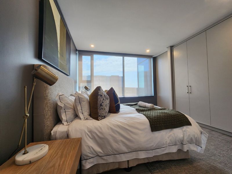 Umhlanga Arch - Luxurious, fully furnished apartment in this modern and convenient development - available now - ideal corporate let - Photo 4