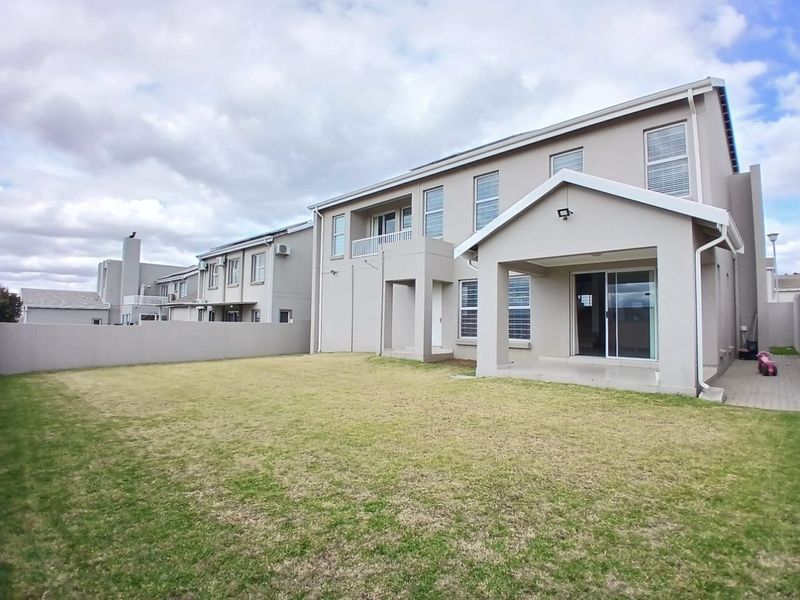 3-Bedroom Blue Hills Family Home with Modern Comforts  - Photo 1