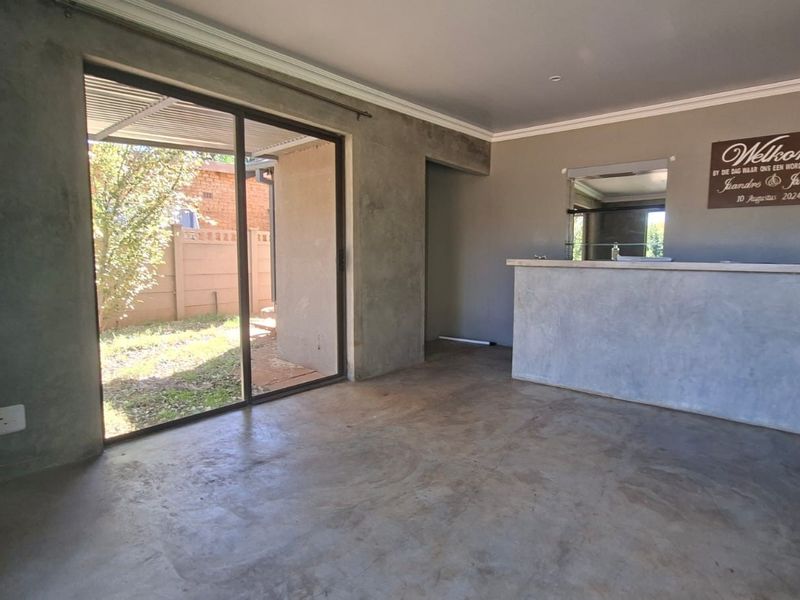 DUAL MANDATE..   A HOME OF RARE CHARACTER, ENDLESS POSSIBILITIES, AND BREATHTAKING ENTERTAINMENT   - Photo 10