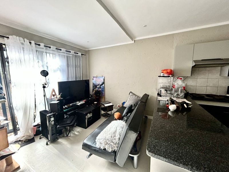 Apartment in Randburg - Photo 9