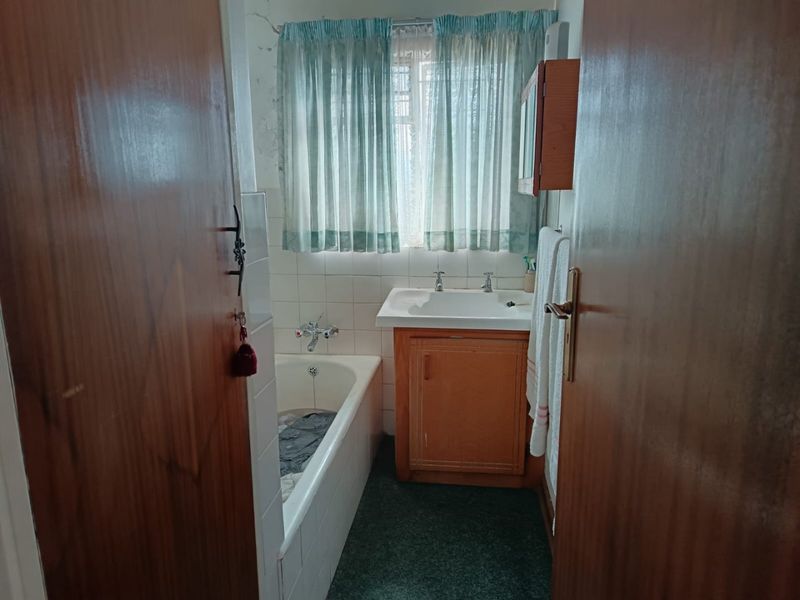 2 Bedroom Flatlet for sale in Wilkoppies - Photo 6