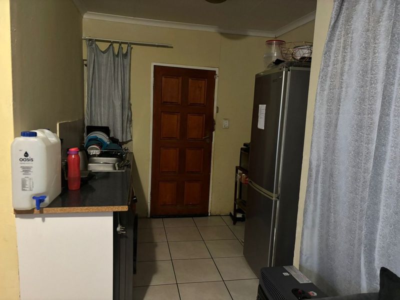 Sunny 2 bed home in Polokwane's Southern Gateway - Photo 8