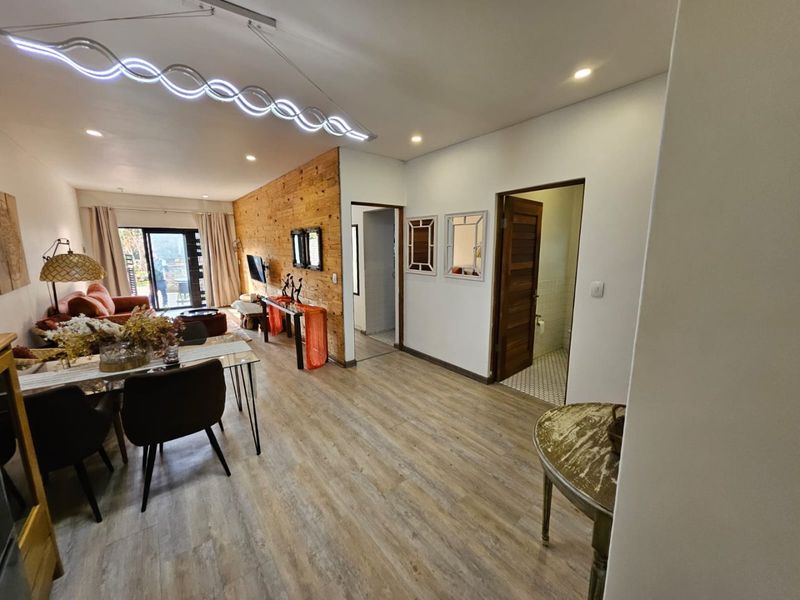 Elegant 2 Bed, 2 Bath Furnished Garden Unit – Bedfordview - Photo 6