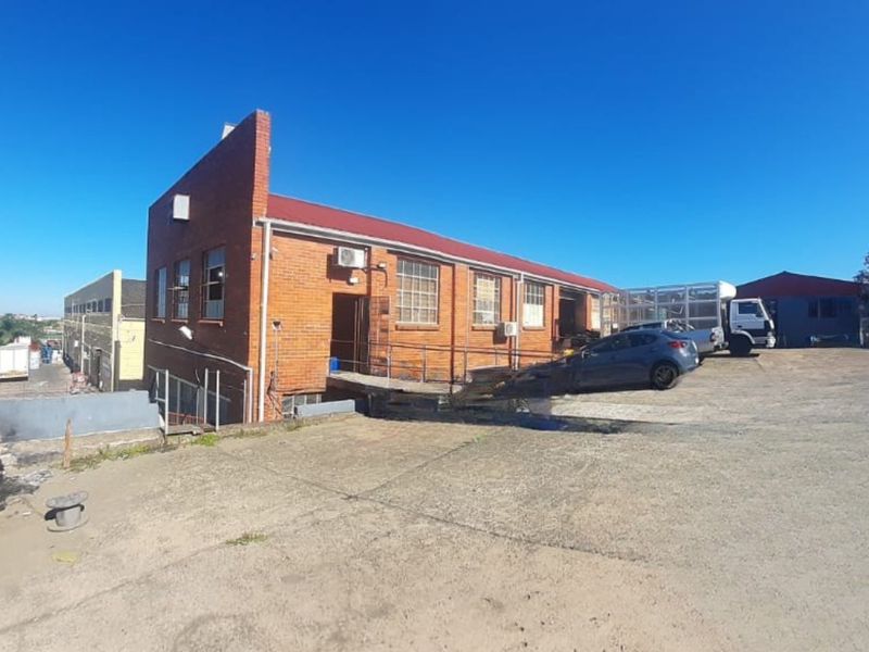 Industrial Property For Sale – Prime Location with Excellent Growth Potential - Photo 1