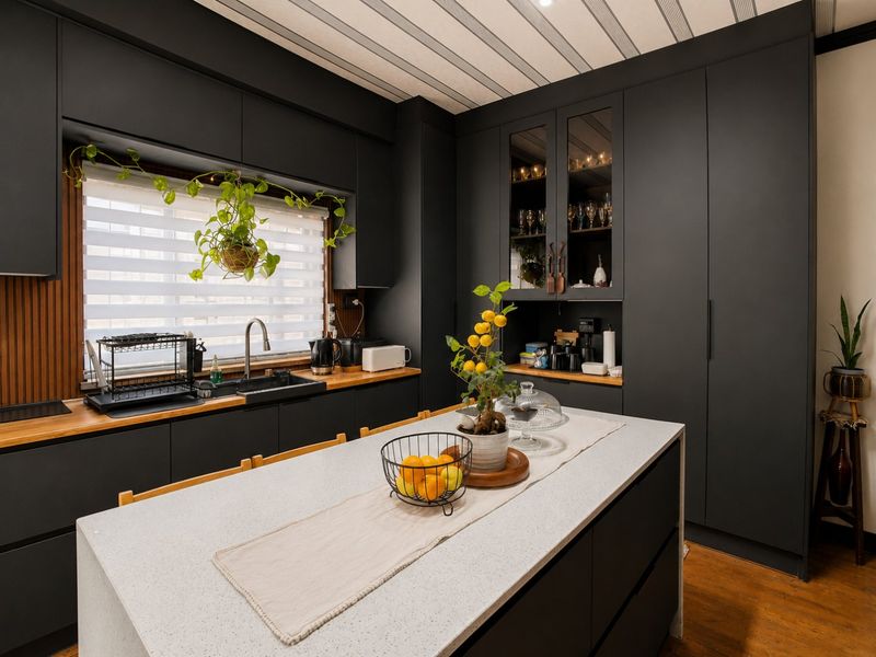 Charming Solheim Family Home with Flatlet! - Photo 8