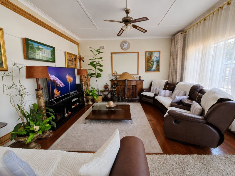 Charming Solheim Family Home with Flatlet! - Photo 6