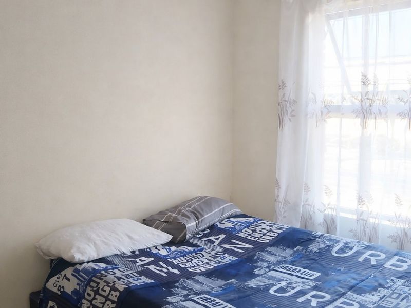 Priced to sell! No Transfer Duty! - Photo 7