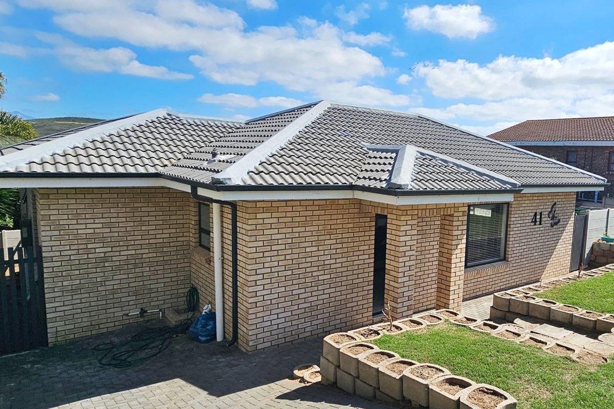 Spacious and Stylish Living in Fraaiuitsig - Photo 5