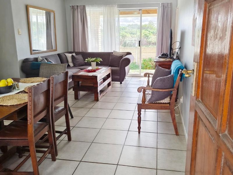 3 Bedroom Townhouse in Aston Bay - Photo 3