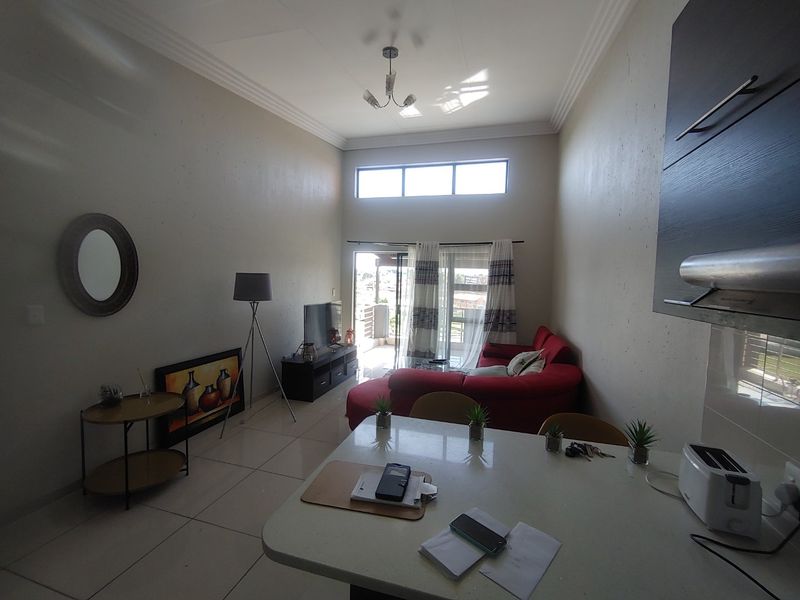 Good Investment - Modern Eveleigh Apartment with top security in a lifestyle Estate - Photo 5