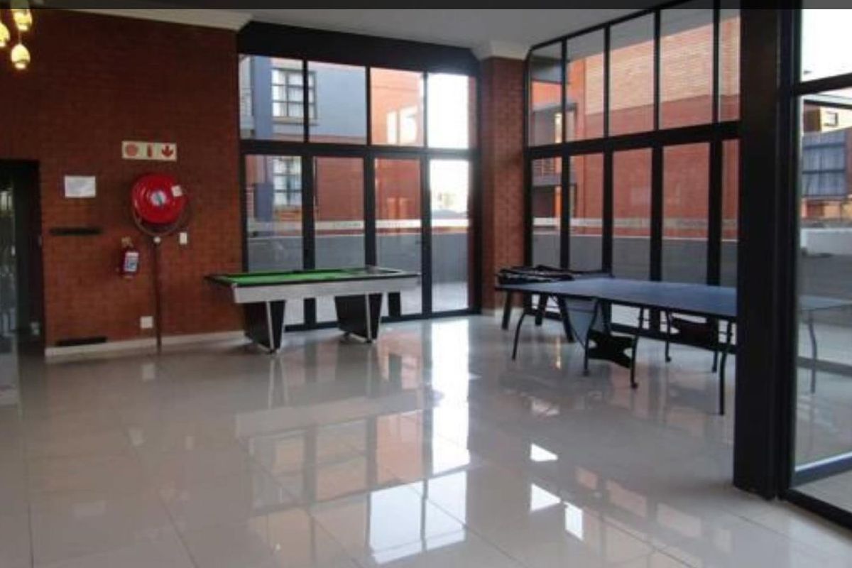 Good Investment - Modern Eveleigh Apartment with top security in a lifestyle Estate - Photo 4