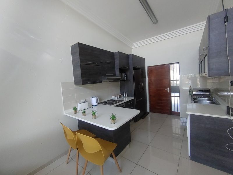 Good Investment - Modern Eveleigh Apartment with top security in a lifestyle Estate - Photo 7