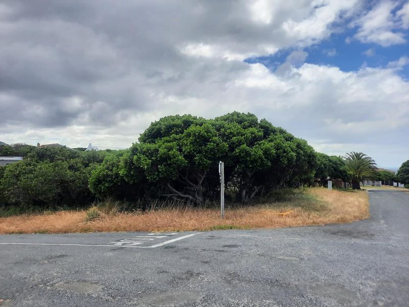 Large Corner Stand for sale in Kleinbaai. - Photo 2