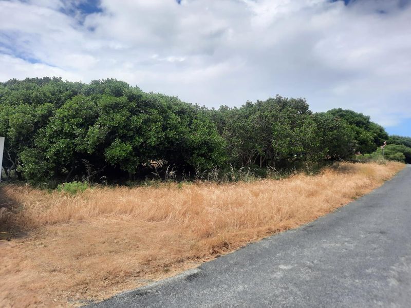 Large Corner Stand for sale in Kleinbaai. - Photo 5