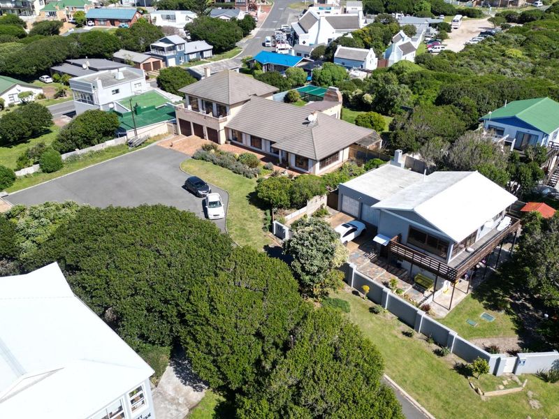For Sale: House that is located 150m from the sea. - Photo 3