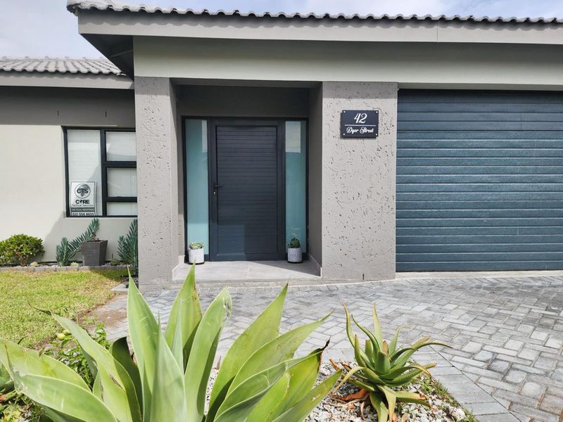 Dual Mandate:  Newly build house with NHBRC guarantee in Franskraal, Gansbaai. - Photo 3