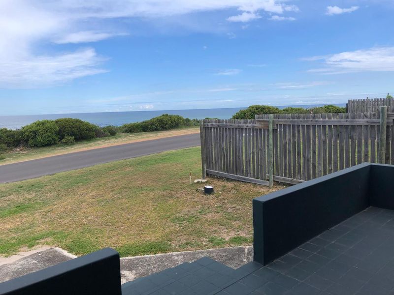 Coastal Home with Flatlet – Green Belt & Ocean Views in Franskraal. - Photo 5