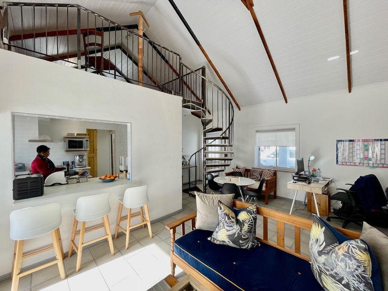 Stunningly Renovated Commercial Property in the Heart of Midtown. - Photo 1