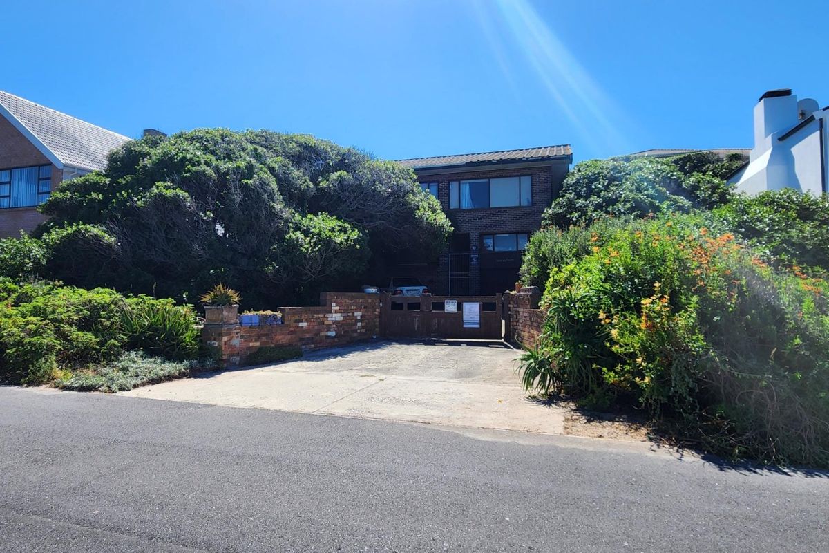 Seafront property In Franskraal. - Photo 4