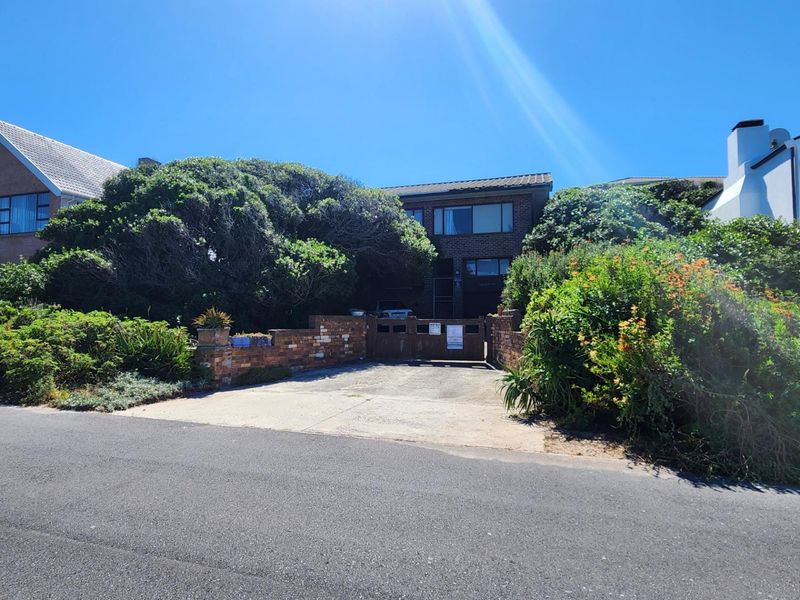 Seafront property In Franskraal. - Photo 4